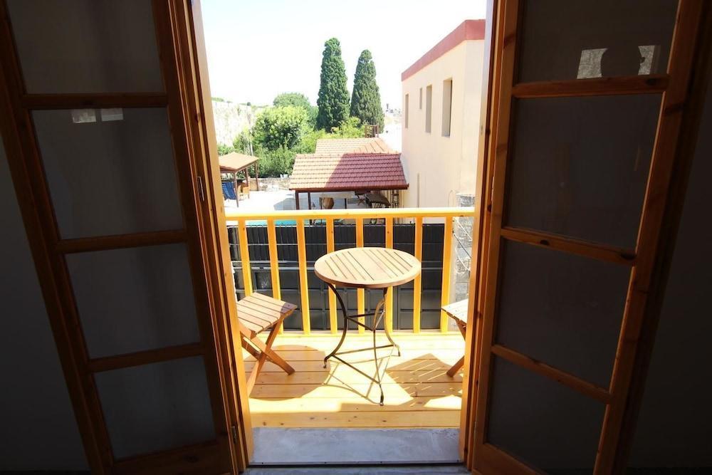 St. George Studios Rhodes City Екстер'єр фото